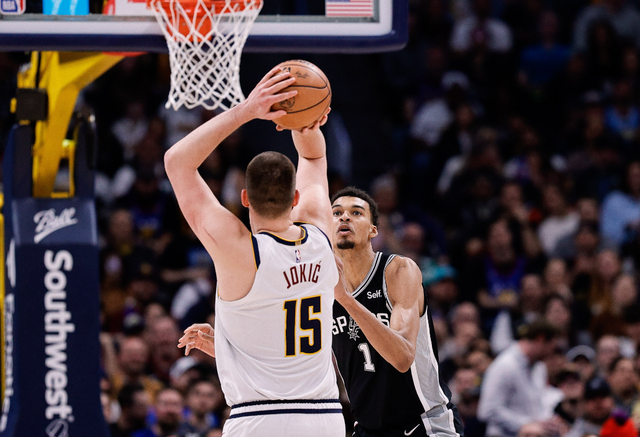 开云集团-又是25场！约基奇轻松登顶，连续4年霸榜，威少三双王保不住了|火箭|拉塞尔·威斯布鲁克|掘金|拉塞尔-威斯布鲁克|尼古拉-约基奇_新浪体育_新浪新闻