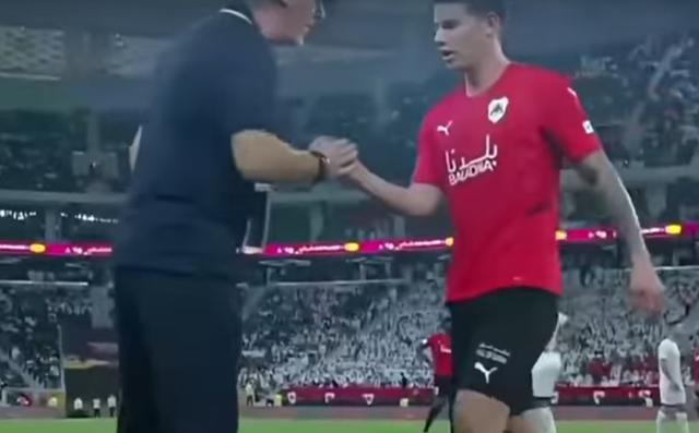 开云入口-各界名流齐聚世界杯新球场 最终主角是中超出品