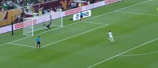 开云入口-各界名流齐聚世界杯新球场 最终主角是中超出品