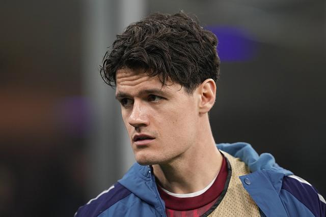 kaiyun.cn-枪手浪了，主场金身没了，英超让冠大戏又来了