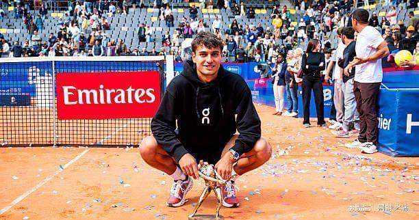 开云官网-澳网后蒙彼利埃赛接档，小黑瓦刀领衔！